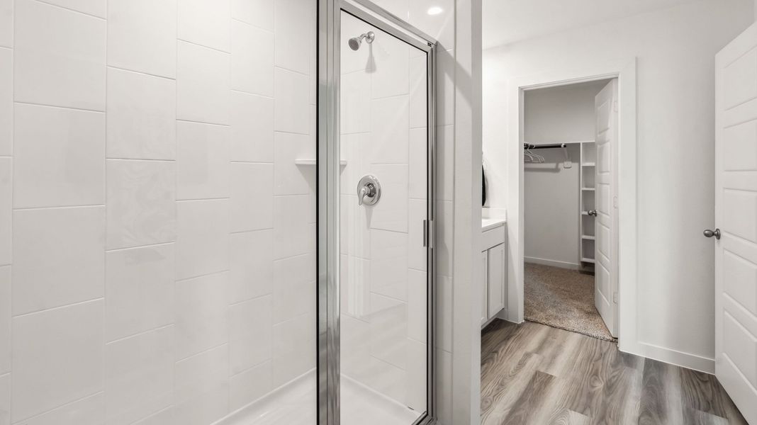 Representative furnished interior of a home built from the Hibiscus by D.R. Horton in Grand West, Houston (Image 20). Representative furnished interior of a home built from the Hibiscus by D.R. Horton in Grand West, Houston (Image 20).