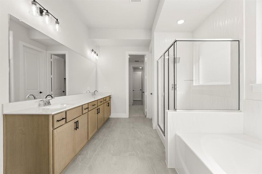 16. 7257 Ladybug - Bath