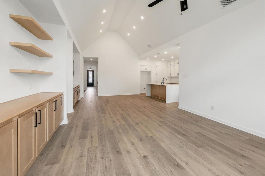 Image 26 of a home in Parkside Peninsula. Image 26 of a home in Parkside Peninsula.