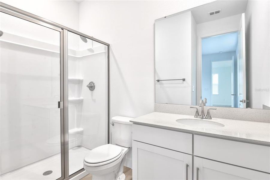 Furnished interior view inside a new home in , Tavares (Image 5).