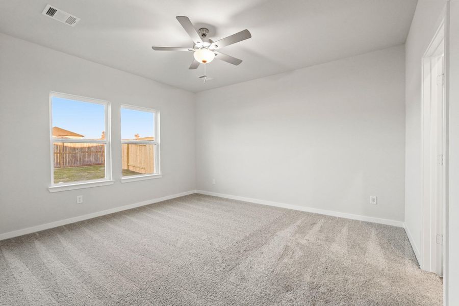 Spacious, unfurnished interior of a new home in Magnolia Springs, Montgomery (Image 14).