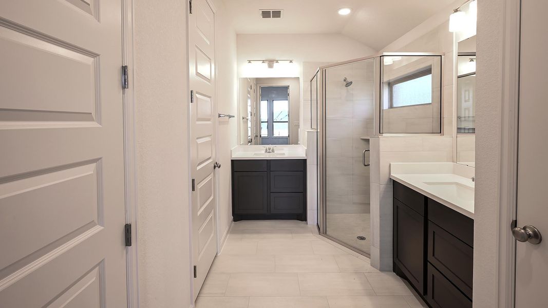 Furnished interior view inside a new home in Crosswinds, Kyle (Image 8).