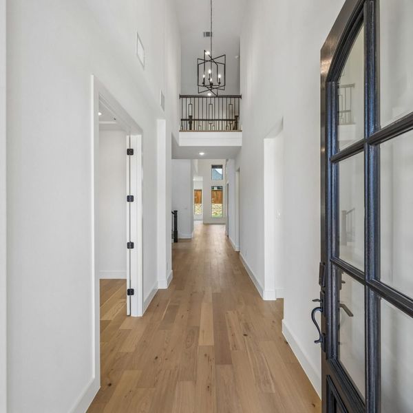 Spacious, unfurnished interior of a new home in The Parks at Wilson Creek, Celina (Image 49). Spacious, unfurnished interior of a new home in The Parks at Wilson Creek, Celina (Image 49).