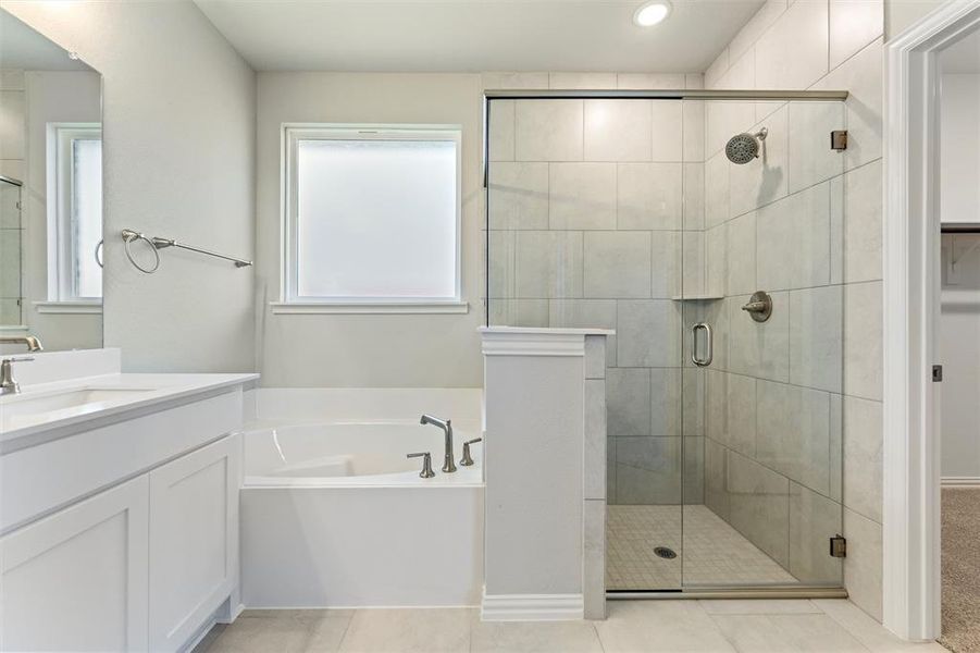 Furnished interior view inside a new home in Morningstar, Aledo (Image 9).