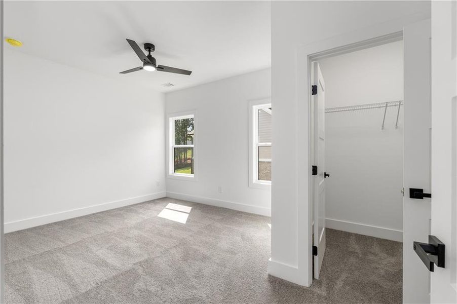 Spacious, unfurnished interior of a new home in , Jefferson (Image 35).