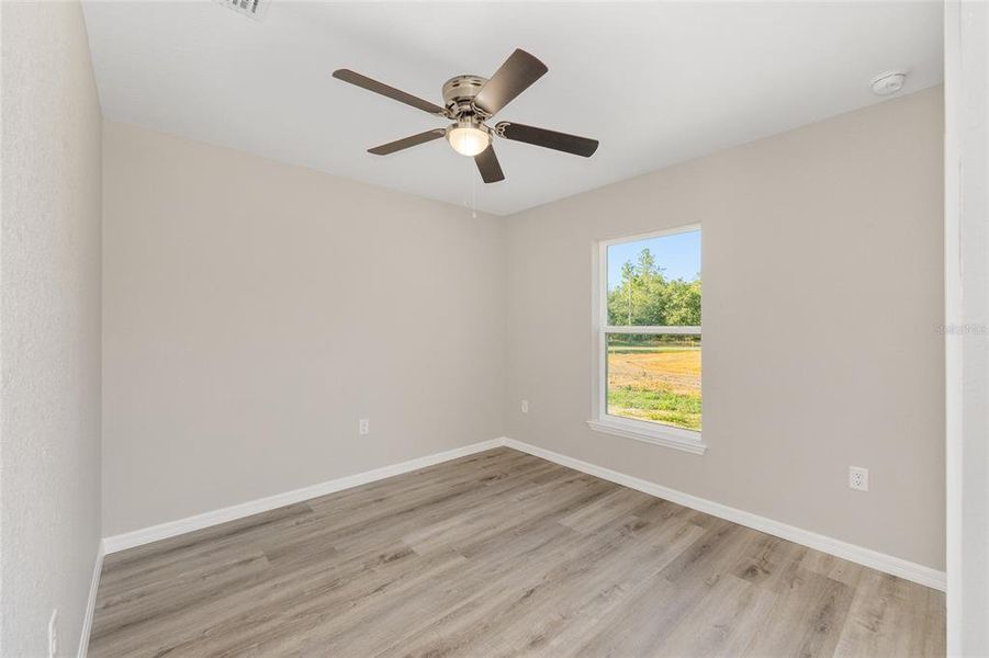 Spacious, unfurnished interior of a new home in , Citrus Springs (Image 19).