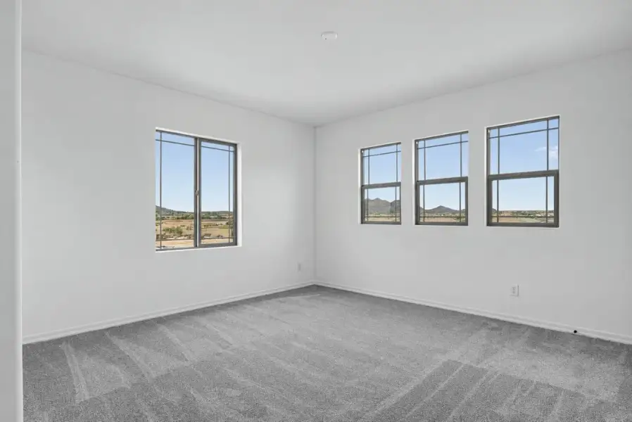 Spacious, unfurnished interior of a new home in Aloravita South, Peoria (Image 28).