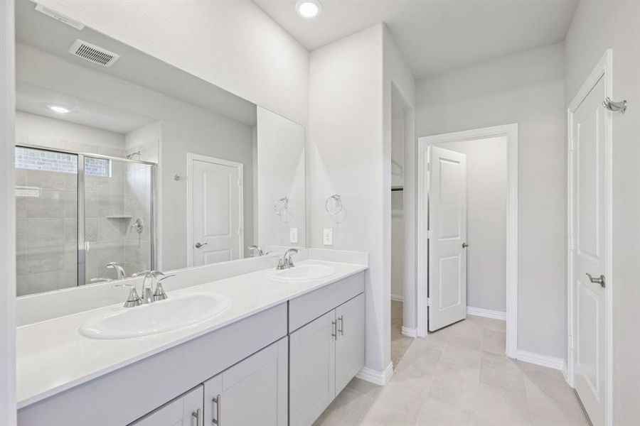 Furnished interior view inside a new home in Westmoor, Sherman (Image 12). Furnished interior view inside a new home in Westmoor, Sherman (Image 12).