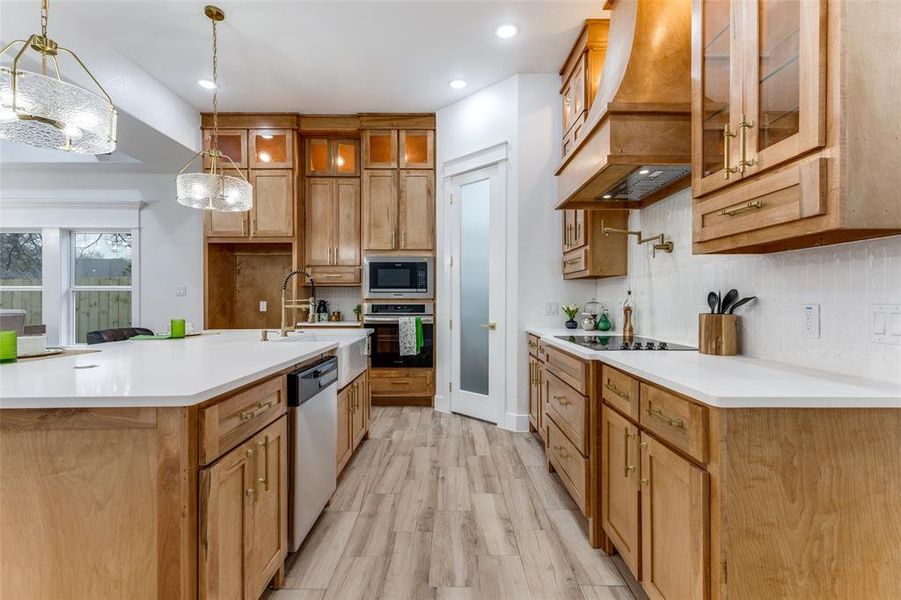 Furnished interior view inside a new home in , Lake Worth (Image 14).
