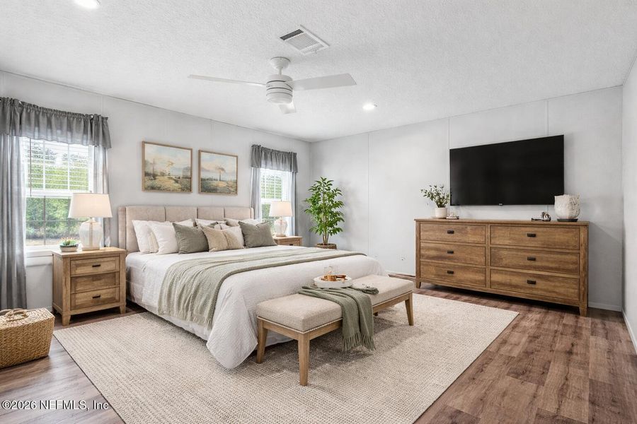 Furnished interior view inside a new home in , Hawthorne (Image 29).