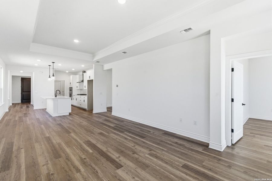 Spacious, unfurnished interior of a new home in Del Webb New Braunfels at Veramendi, New Braunfels (Image 14). Spacious, unfurnished interior of a new home in Del Webb New Braunfels at Veramendi, New Braunfels (Image 14).