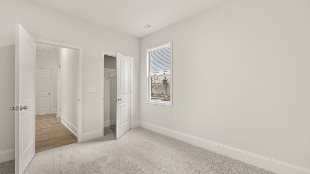 Representative unfurnished interior of a home built from the Bellview by D.R. Horton in Thalley Creek Estates, Cumming (Image 19).