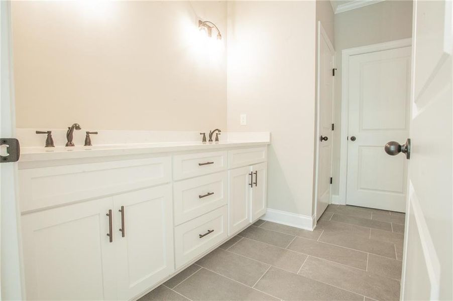 Furnished interior view inside a new home in , Villa Rica (Image 7).
