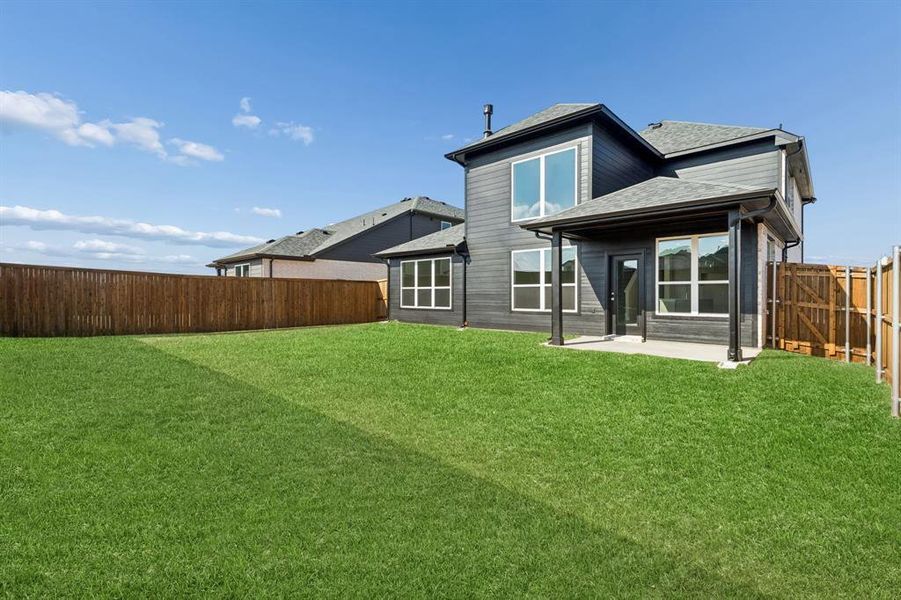 Exterior details and patio area of a home in Venetian, Weston (Image 3).