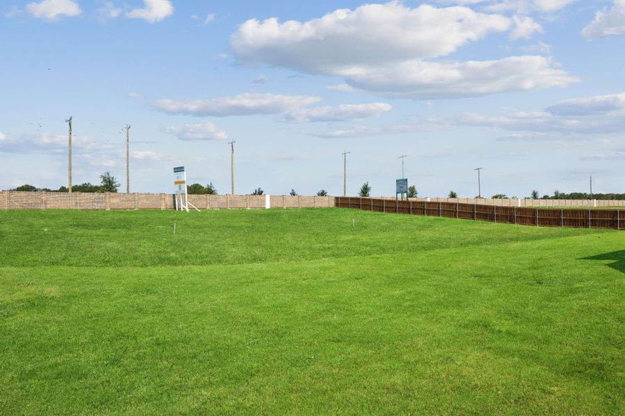Image 37 representing the Belmont by Centre Living Homes in Lakeway Estates, Waxahachie, TX.