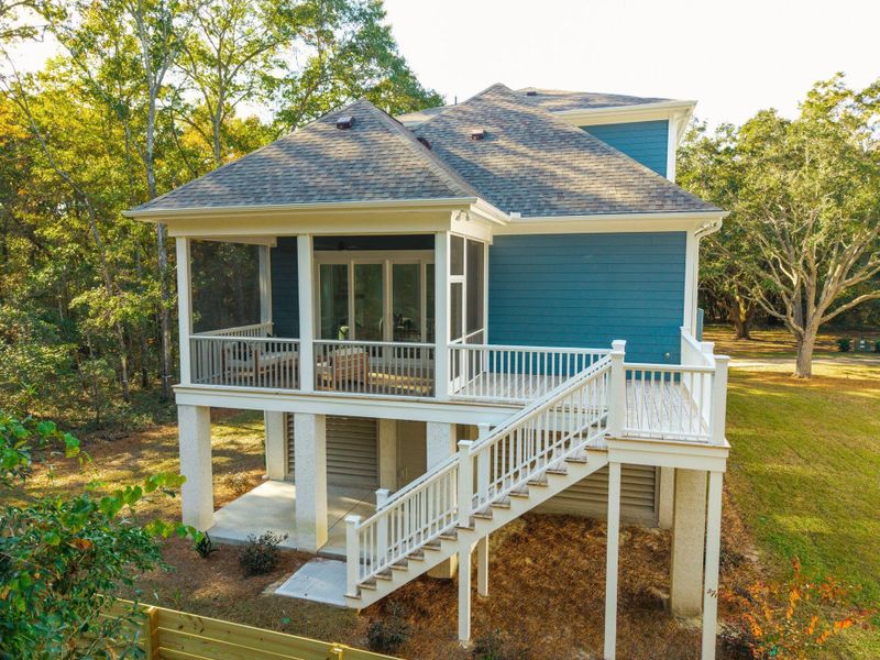 Exterior details and patio area of a home in , Mount Pleasant (Image 45).