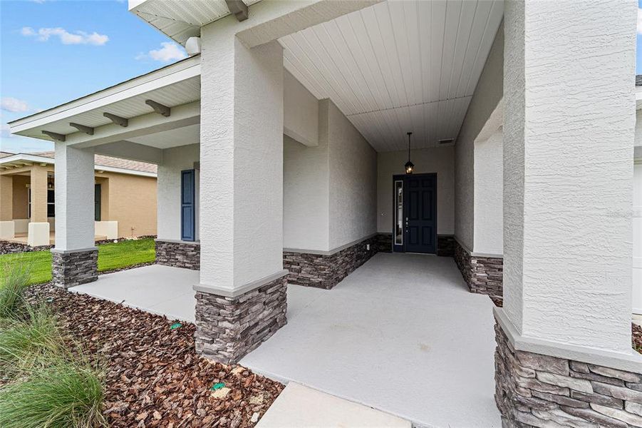 Exterior details and patio area of a home in , Ocala (Image 24). Exterior details and patio area of a home in , Ocala (Image 24).