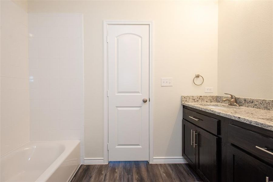 Furnished interior view inside a new home in , Gun Barrel City (Image 6).
