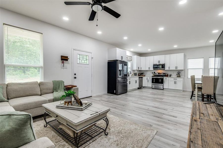 Furnished interior view inside a new home in , Mabank (Image 9).
