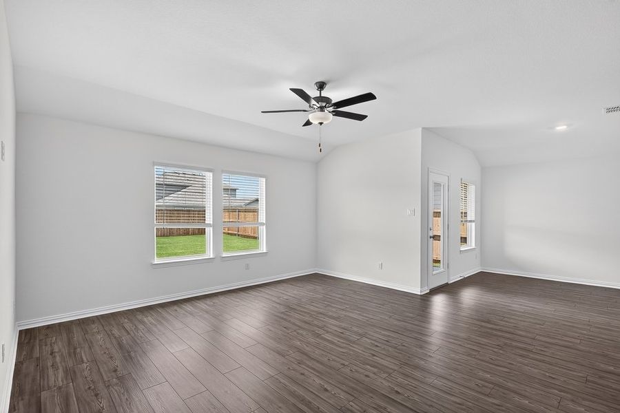 Spacious, unfurnished interior of a new home in River Ridge, Crandall (Image 14). Spacious, unfurnished interior of a new home in River Ridge, Crandall (Image 14).