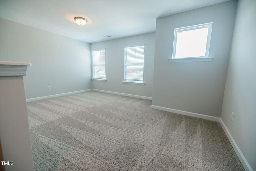 Spacious, unfurnished interior of a new home in Tobacco Road, Angier (Image 121). Spacious, unfurnished interior of a new home in Tobacco Road, Angier (Image 121).