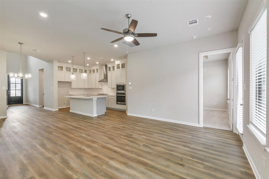 Spacious, unfurnished interior of a new home in Summer Place 35', Montgomery (Image 37). Spacious, unfurnished interior of a new home in Summer Place 35', Montgomery (Image 37).