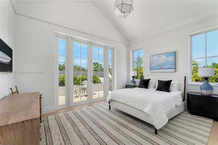 Furnished interior view inside a new home in , Key Biscayne (Image 52). Furnished interior view inside a new home in , Key Biscayne (Image 52).