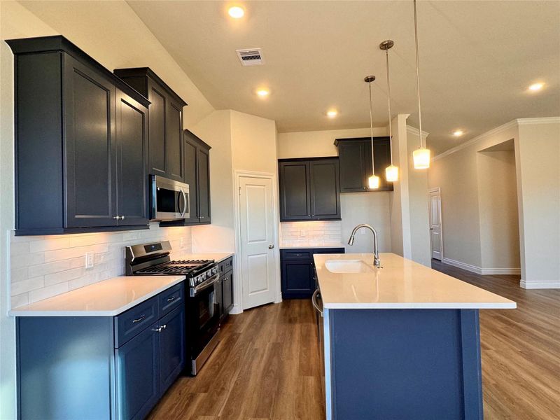 Furnished interior view inside a new home in Lexington Heights, Willis (Image 12).