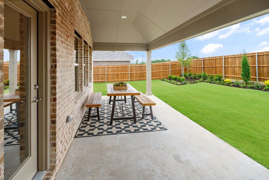 Representative exterior details of a home built from the Brazos by UnionMain Homes in Elevon, Lavon (Image 22).
