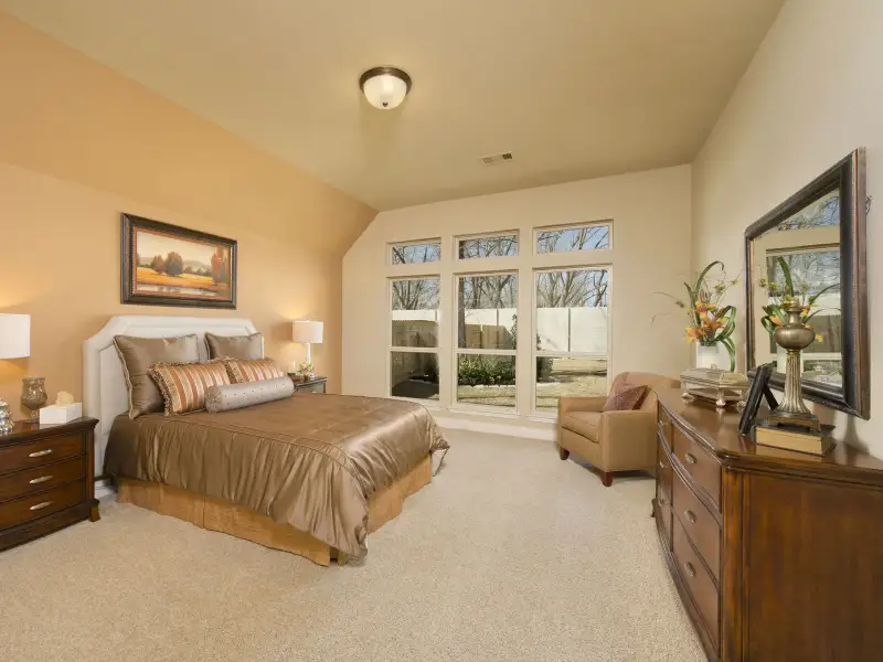 Representative furnished interior of a home built from the 2935W by Perry Homes in Briarley, Montgomery (Image 23).