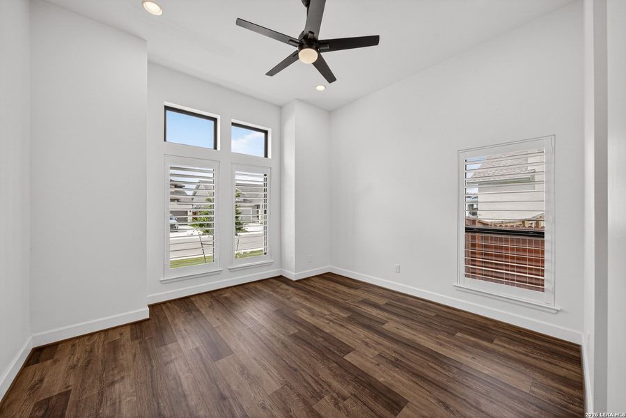 Spacious, unfurnished interior of a new home in Ladera, San Antonio (Image 24). Spacious, unfurnished interior of a new home in Ladera, San Antonio (Image 24).