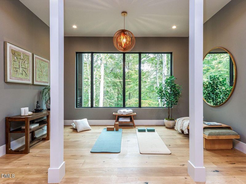 057-1280x960-downstairs-living-space