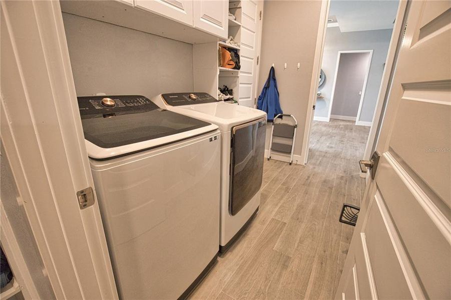 Close-up of interior finishes inside a home in , Rotonda West (Image 20).