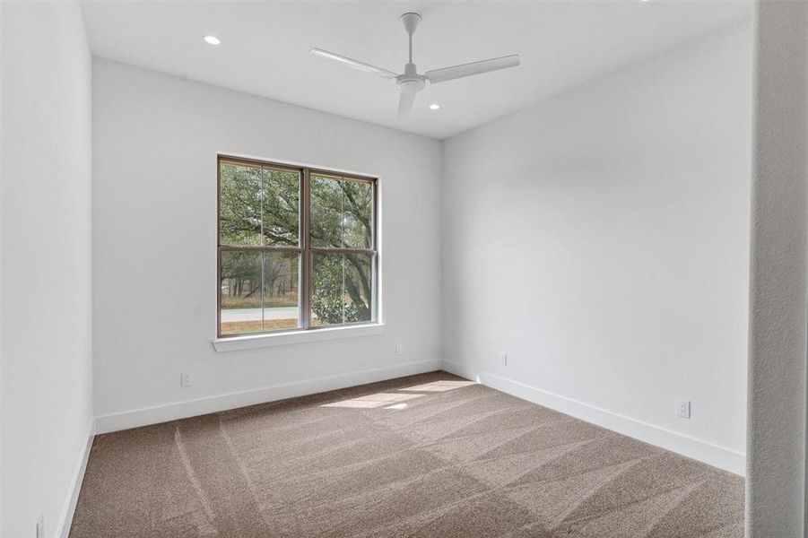 Spacious, unfurnished interior of a new home in , Granbury (Image 32).