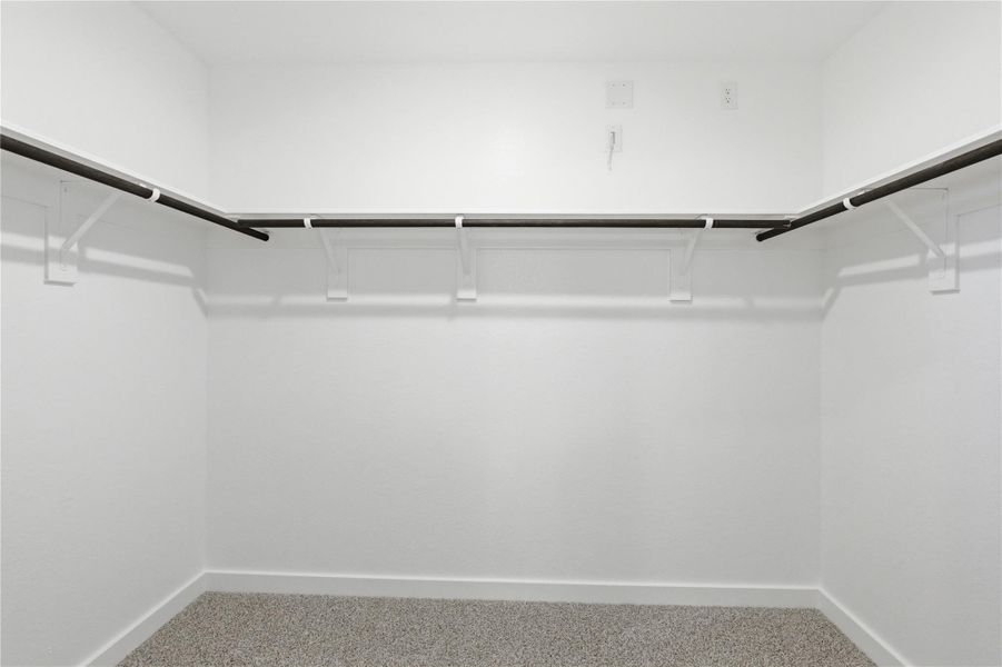 Spacious, unfurnished interior of a new home in Hunters Glen, Jarrell (Image 18).