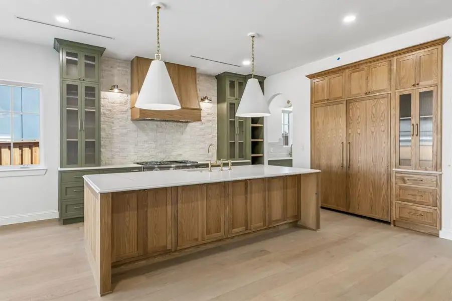 Furnished interior view inside a new home in , Dallas (Image 7).