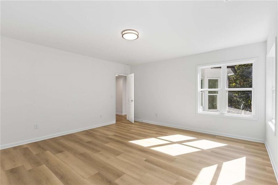 Spacious, unfurnished interior of a new home in , Gainesville (Image 48).