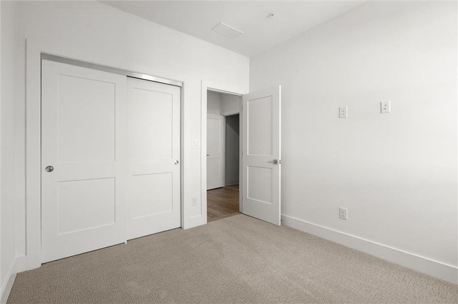 Spacious, unfurnished interior of a new home in The Gathering – Alpharetta, Alpharetta (Image 35).