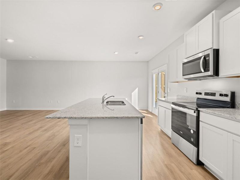 Furnished interior view inside a new home in Rolling Meadows, Jasper (Image 11).