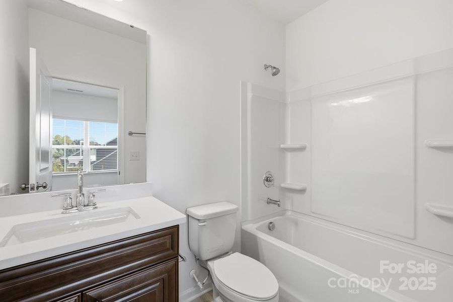 154 Nicholson Lane ~ Ready Now!