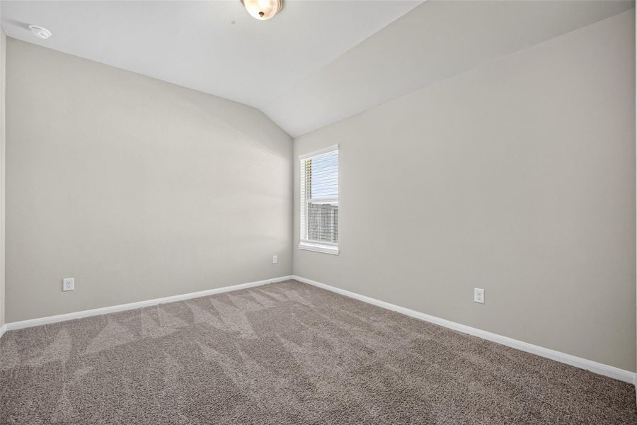 Spacious, unfurnished interior of a new home in , Texas City (Image 31).