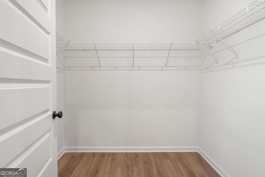 Spacious, unfurnished interior of a new home in Cobblestone Crossing Commons, Byron (Image 18).