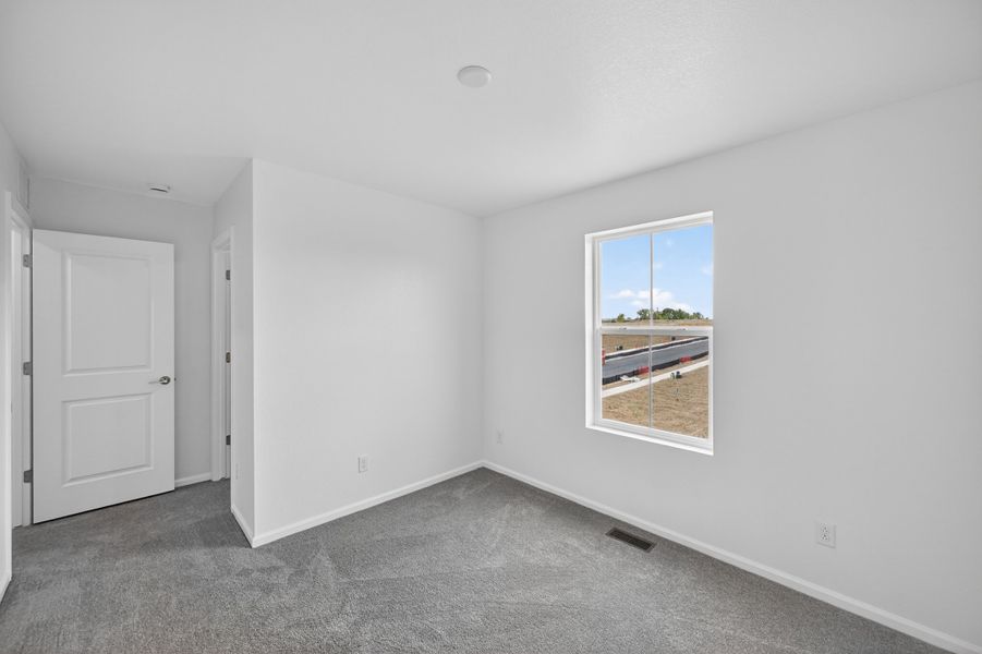 Spacious, unfurnished interior of a new home in Lake Bluff, Greeley (Image 40). Spacious, unfurnished interior of a new home in Lake Bluff, Greeley (Image 40).