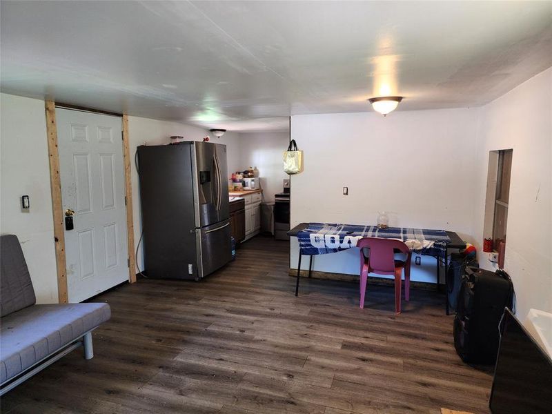 Furnished interior view inside a new home in , Cleburne (Image 6).