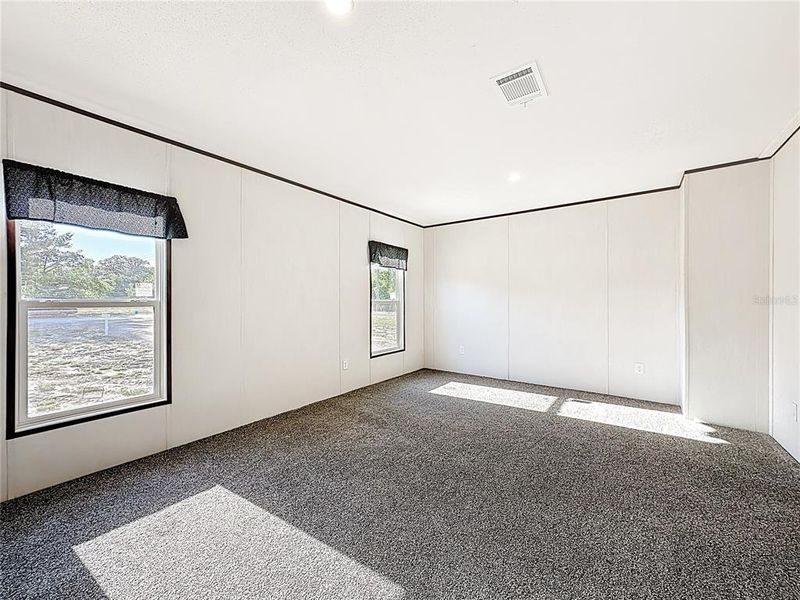 Spacious, unfurnished interior of a new home in , Pomona Park (Image 28).