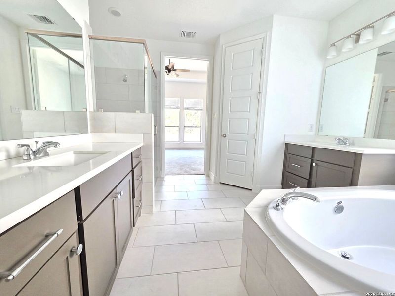 Furnished interior view inside a new home in Stevens Ranch, San Antonio (Image 8).