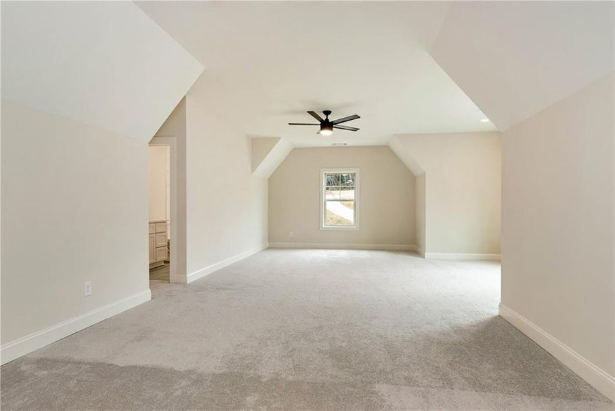 Spacious, unfurnished interior of a new home in , Dahlonega (Image 14).