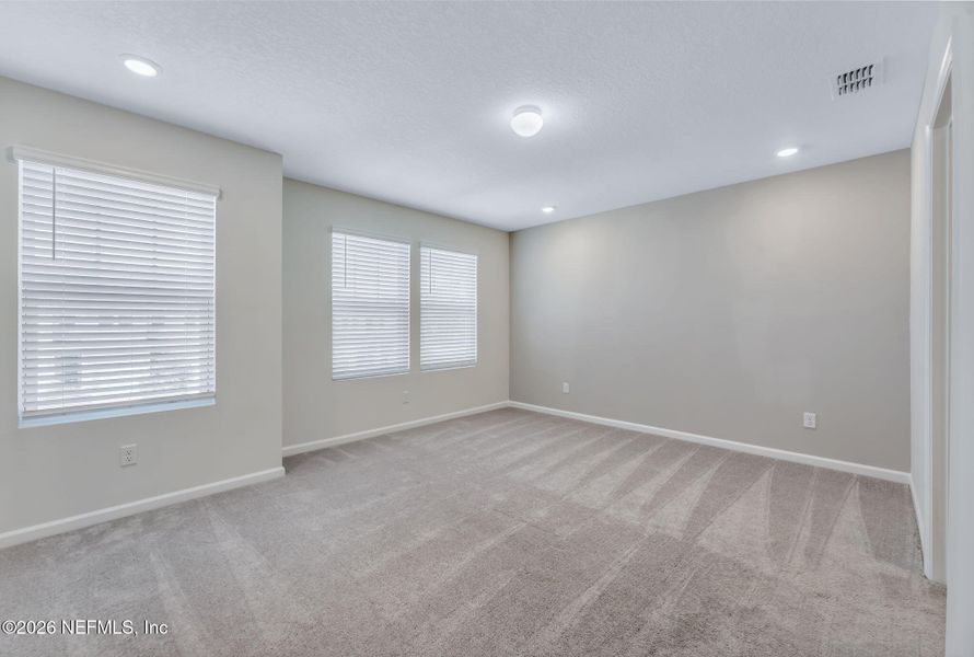 Spacious, unfurnished interior of a new home in , Orange Park (Image 18).