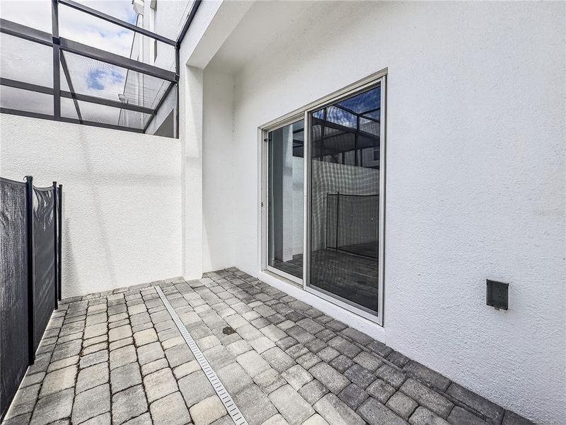 Exterior details and patio area of a home in , Davenport (Image 30).