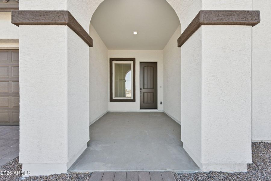 4-web-or-mls-E Saddle Way-S0902-004